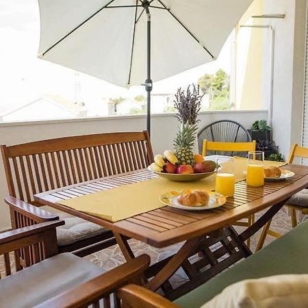 3 Bedrooms Apartman Dmt Kastela Exterior photo