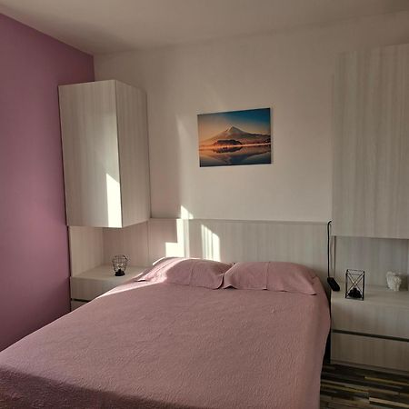 3 Bedrooms Apartman Dmt Kastela Exterior photo
